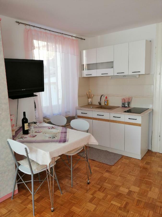 פיראן Apartments Pyros מראה חיצוני תמונה