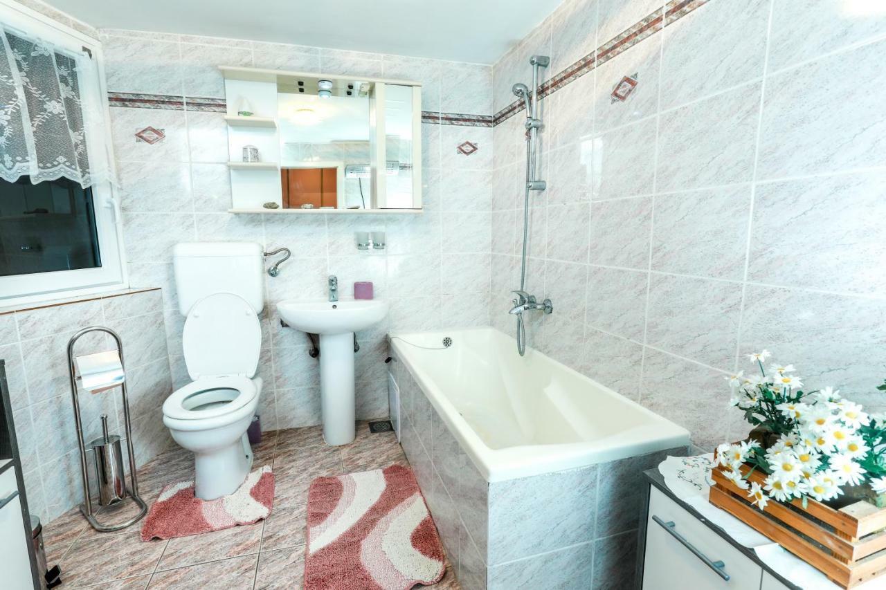 פיראן Apartments Pyros מראה חיצוני תמונה