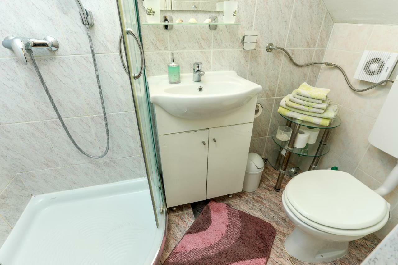פיראן Apartments Pyros מראה חיצוני תמונה